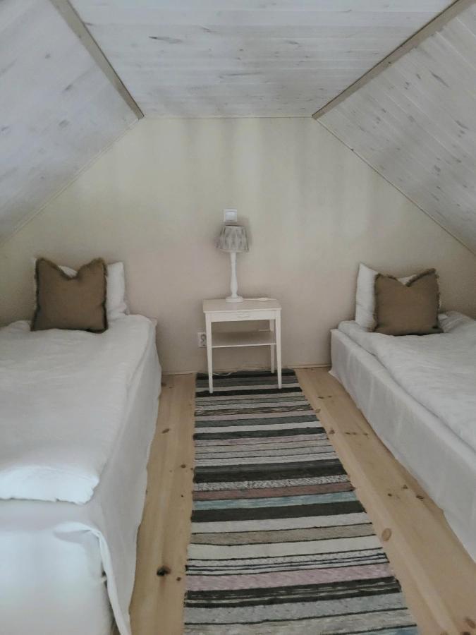 Feriehus Mysigt Hus I Liten By Naera Havet